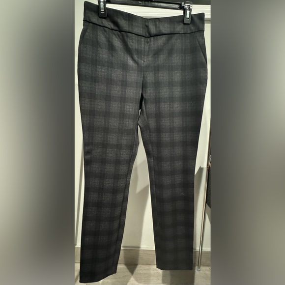 Hilary Radley Black & Gray Plaid Pants Size M - Picture 3 of 16